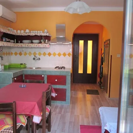 Losinj * مالي لوشينغْ