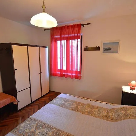 Losinj * مالي لوشينغْ
