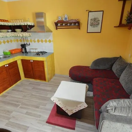 Losinj Apartment *